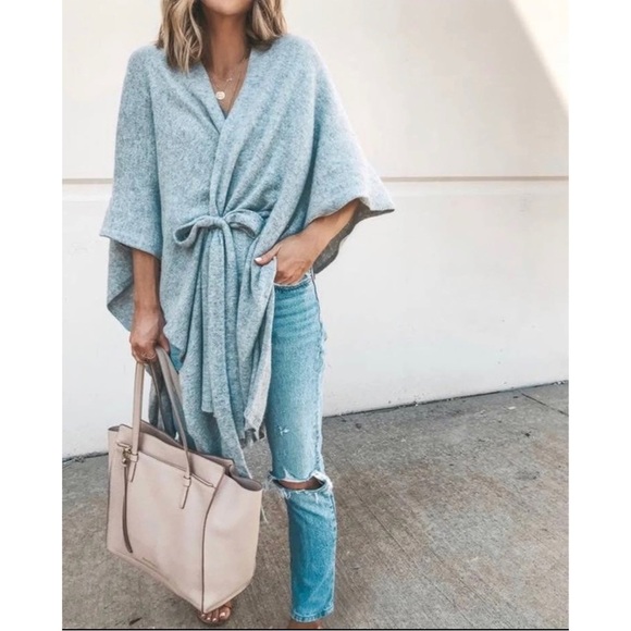 Anthropologie Lucia Tied Kimono - Picture 2 of 9